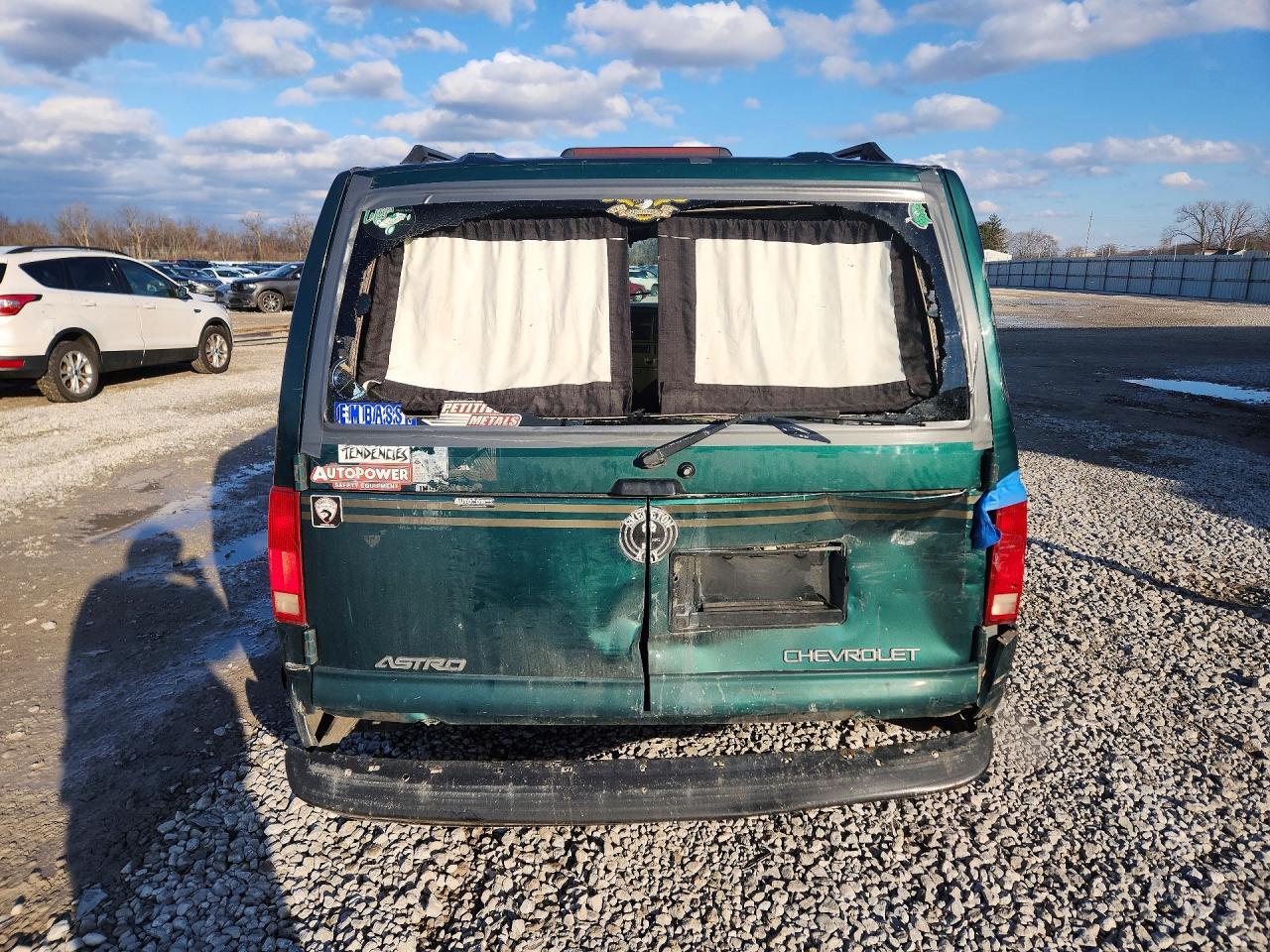 1998 Chev Astro