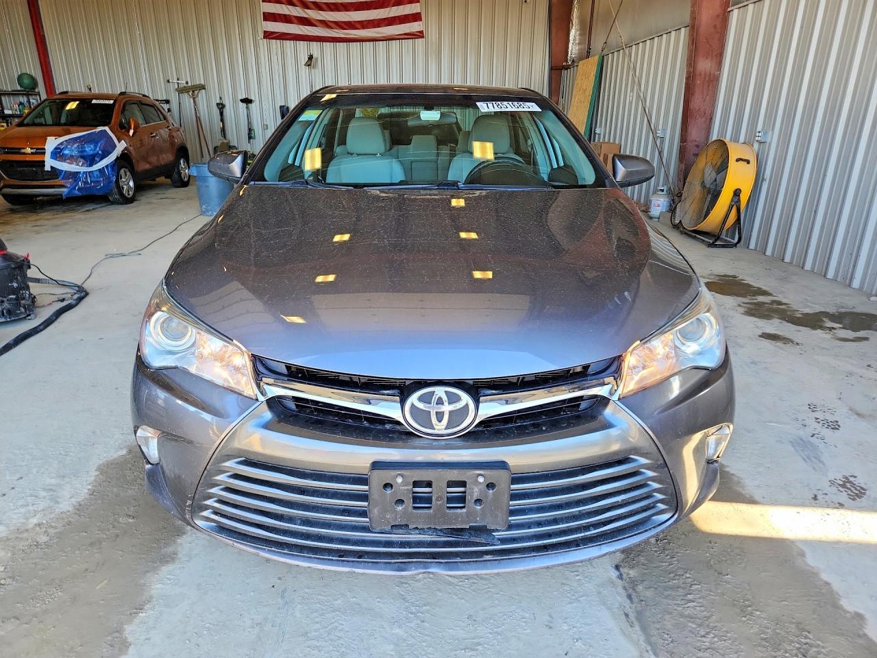 2017 Toyota Camry le