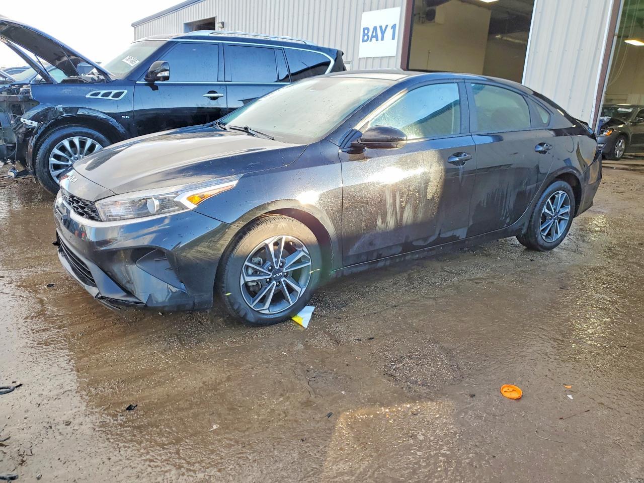 2024 KIA Forte lx