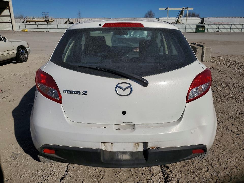 2014 Mazda 2