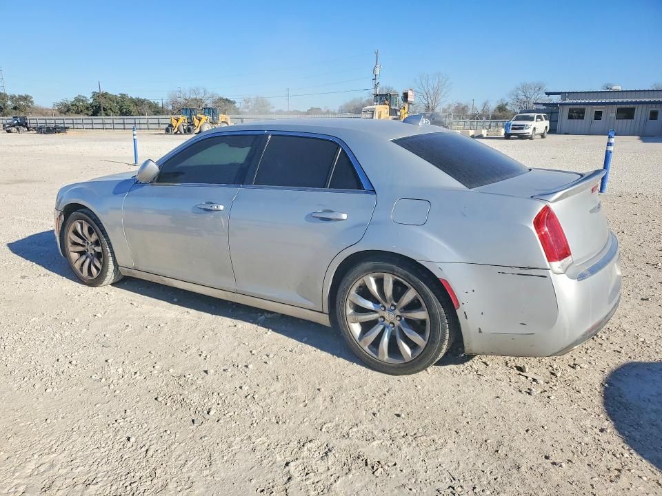 2019 Chrysler 300 Touring