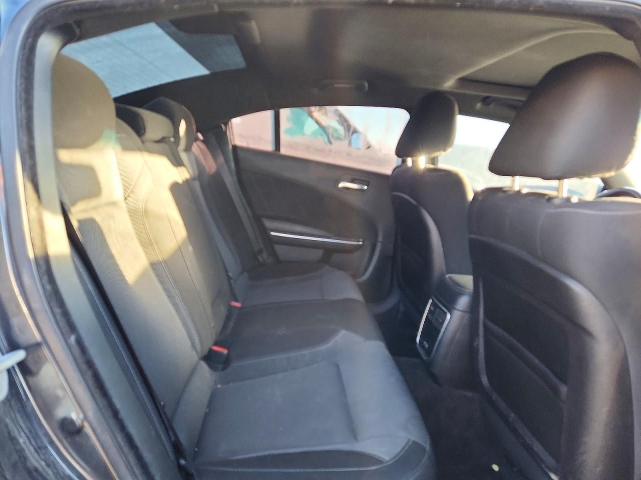 2018 Dodge Charger sxt Plus