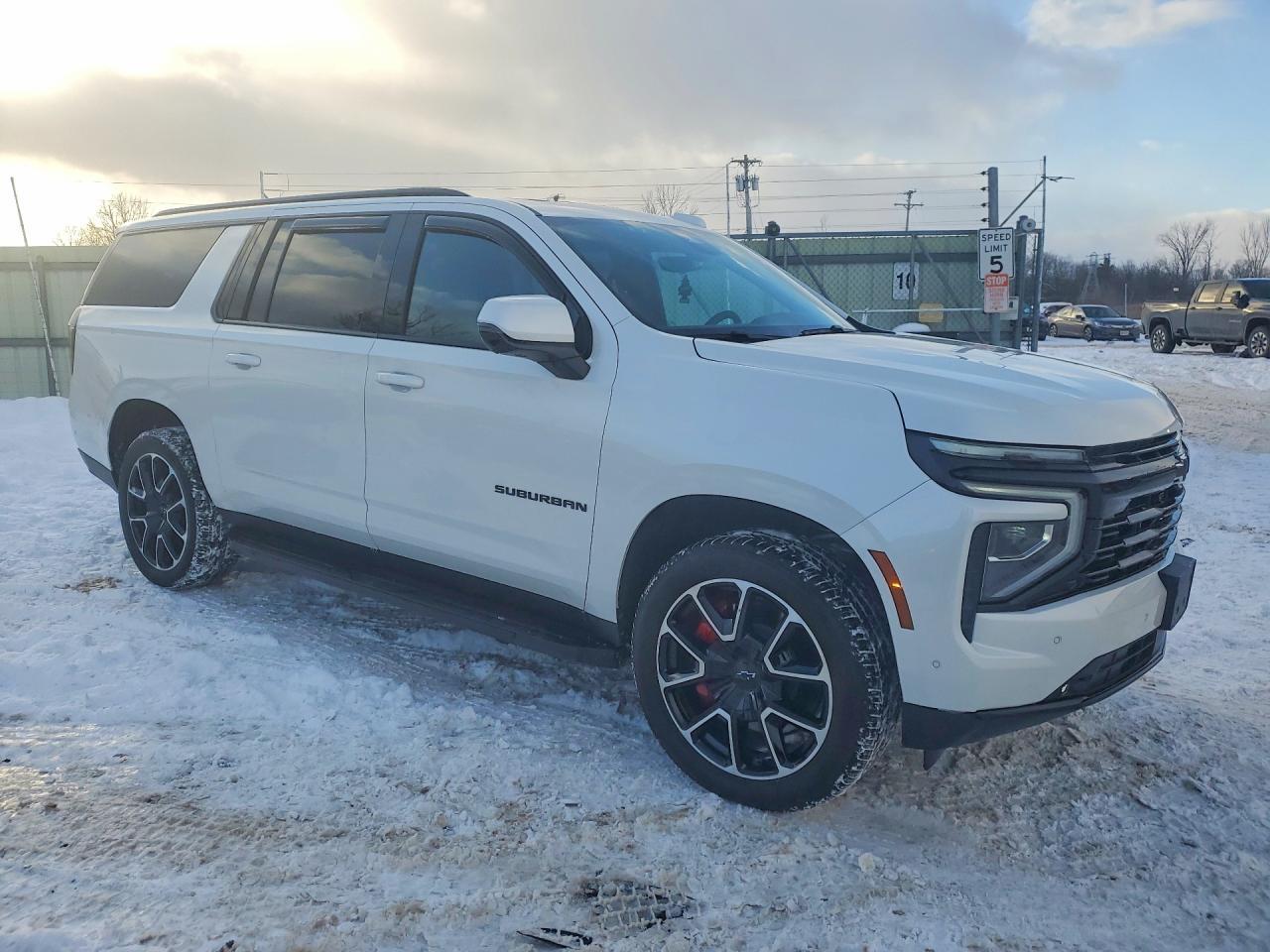 2025 Chevrolet Suburban K1500 rst