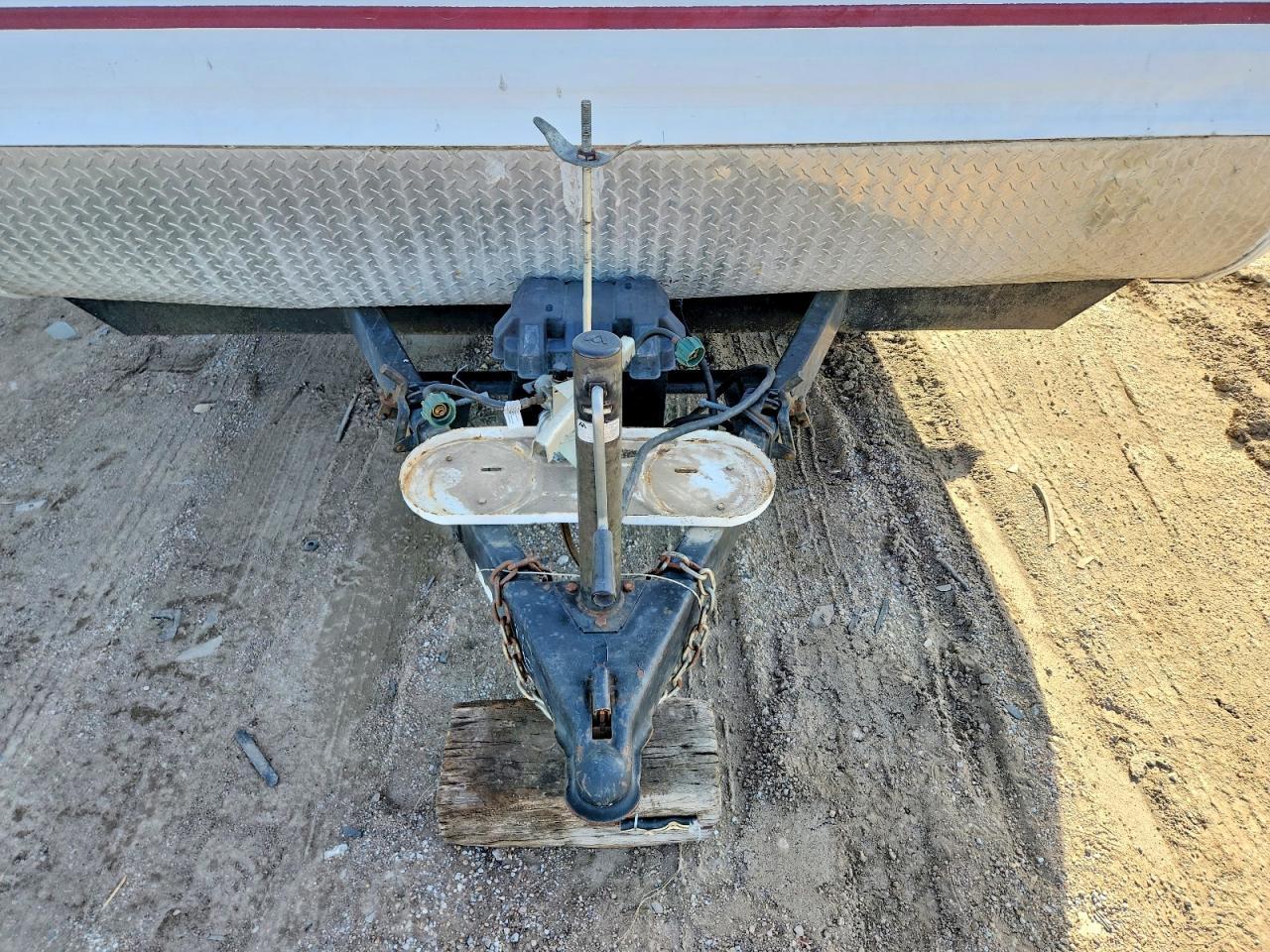 2005 Dutchmen Four Winds Camper