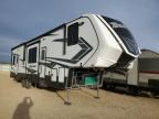 2019 Momentum 2019 Grand Design Momentum TOY Hauler Camper