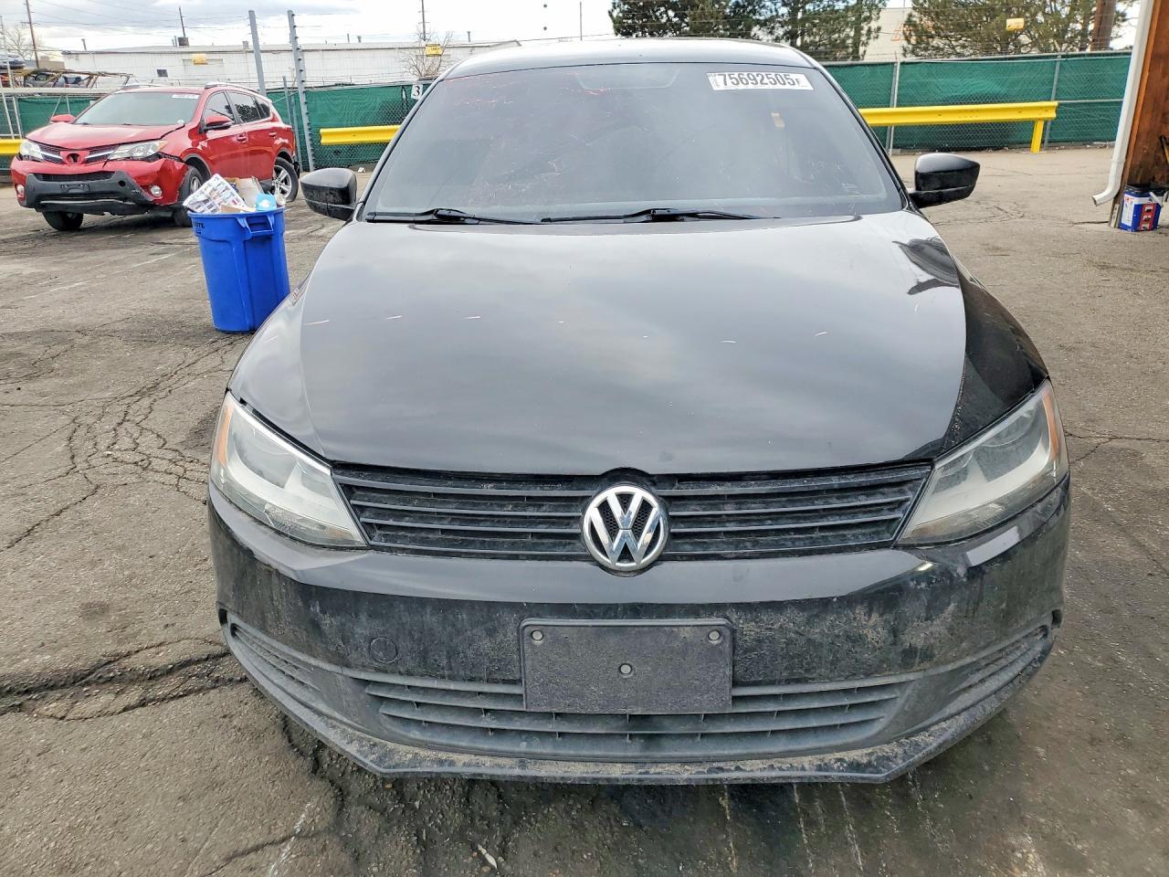 2013 Volkswagen Jetta Base