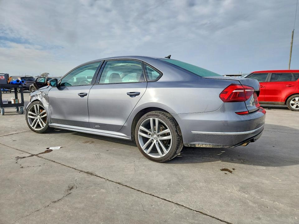 2018 Volkswagen Passat s