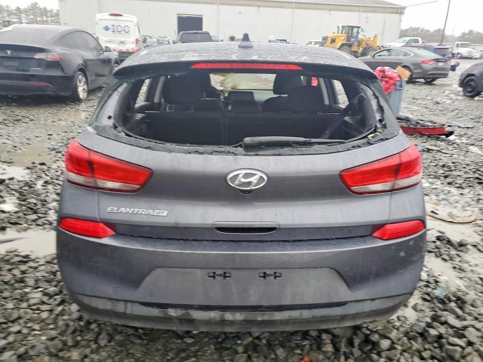 2019 Hyundai Elantra gt Base