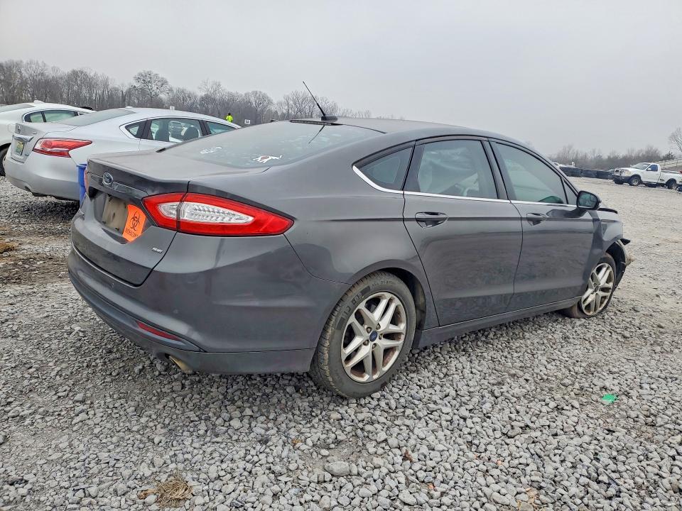 2016 Ford Fusion se