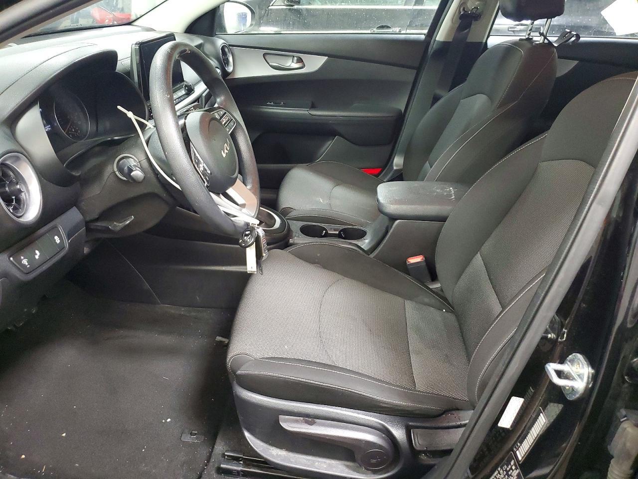 2022 KIA Forte fe