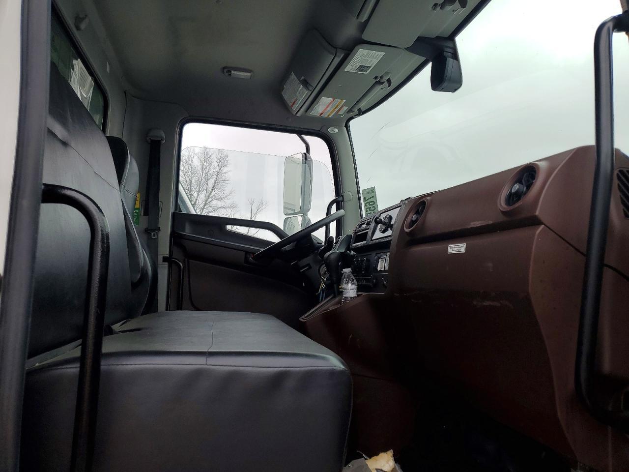 2023 Hino L6 Refrigerated BOX Truck