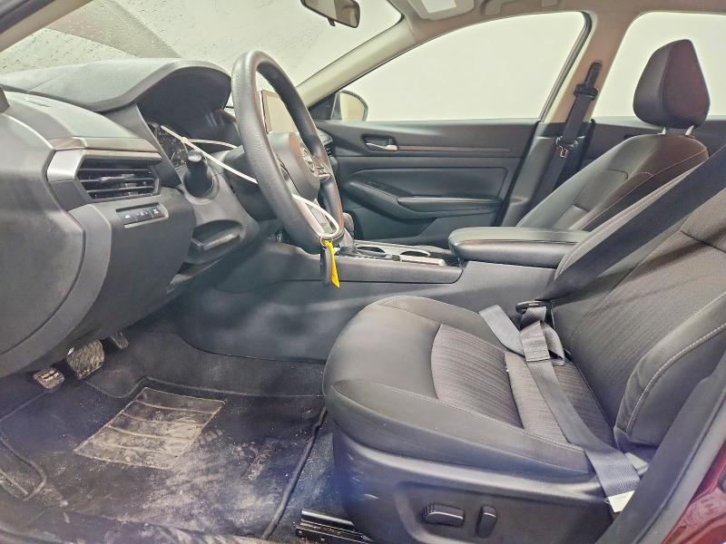 2024 Nissan Altima sv