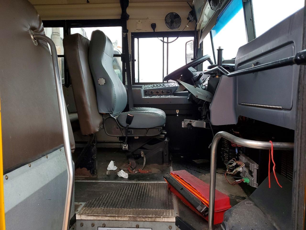 2013 Blubird 2013 Bluebird Vision-School Bus