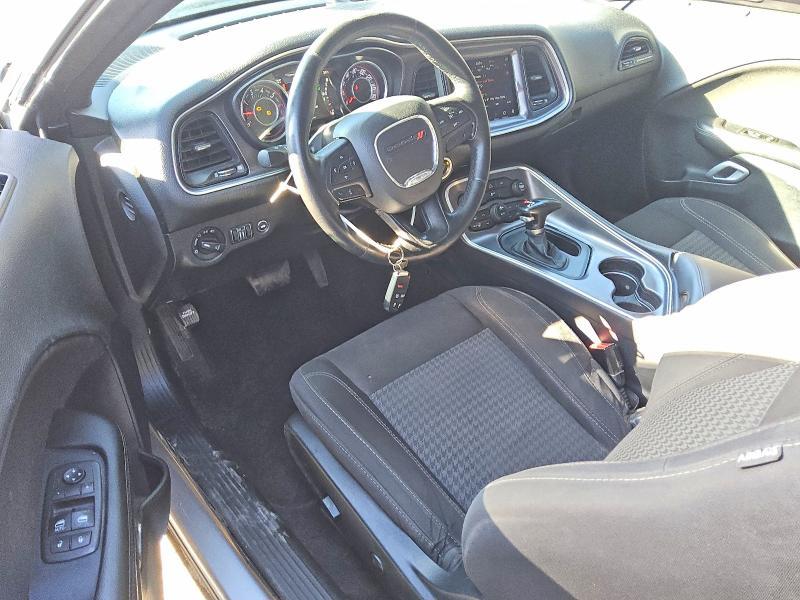 2015 Dodge Challenger sxt