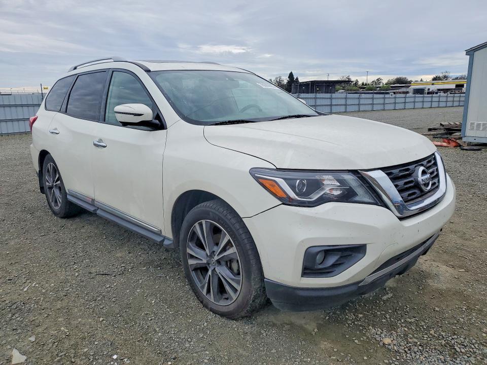 2019 Nissan Pathfinder Platinum