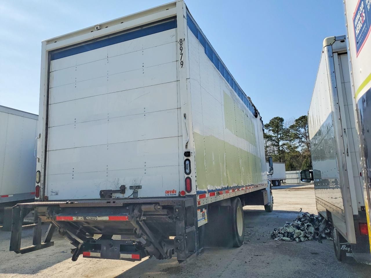 2016 Freightliner Business Class M2 BOX Truck