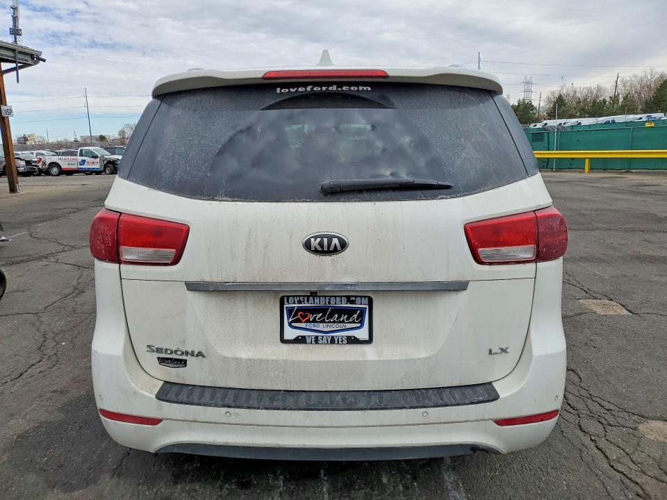 2016 KIA Sedona lx
