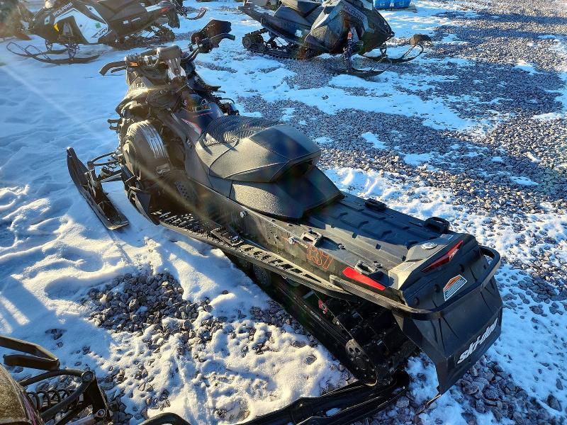 2017 Skidoo SM Renegade Enduro 1