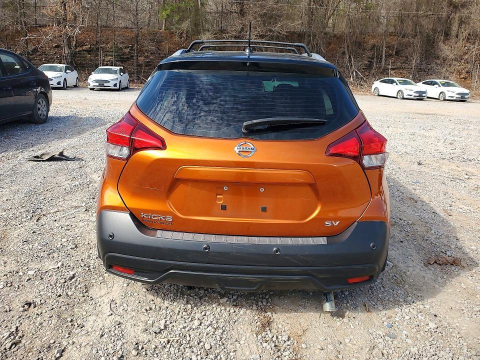 2020 Nissan Kicks sv