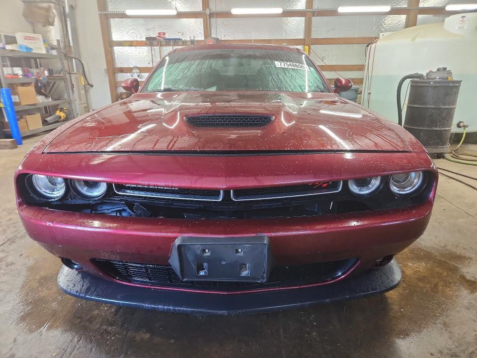 2019 Dodge Challenger r
