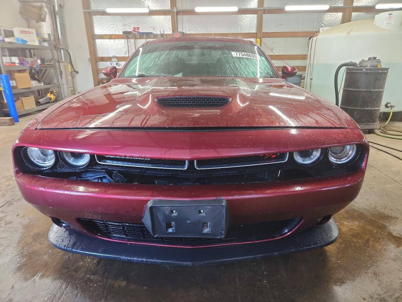 2019 Dodge Challenger r