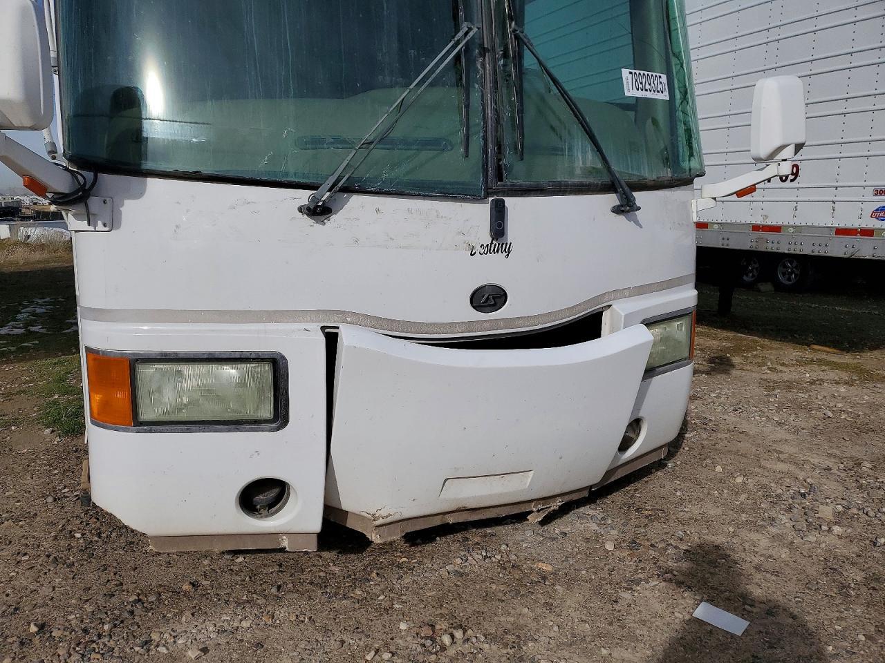 2001 Spartan Travel Supreme RV
