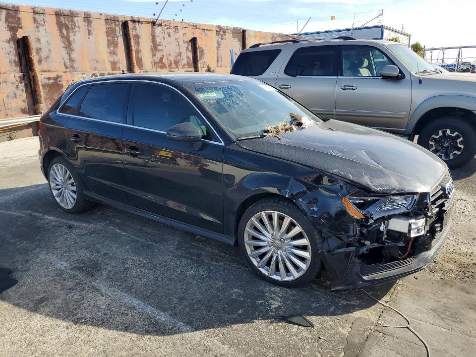 2016 Audi A3 E-tron Premium Plus