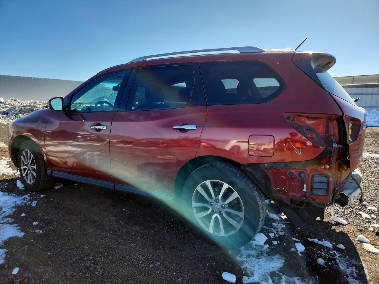 2016 Nissan Pathfinder s
