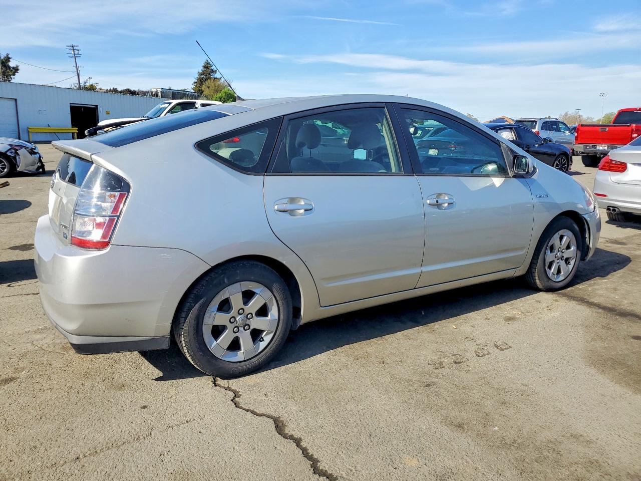 2005 Toyota Prius Base