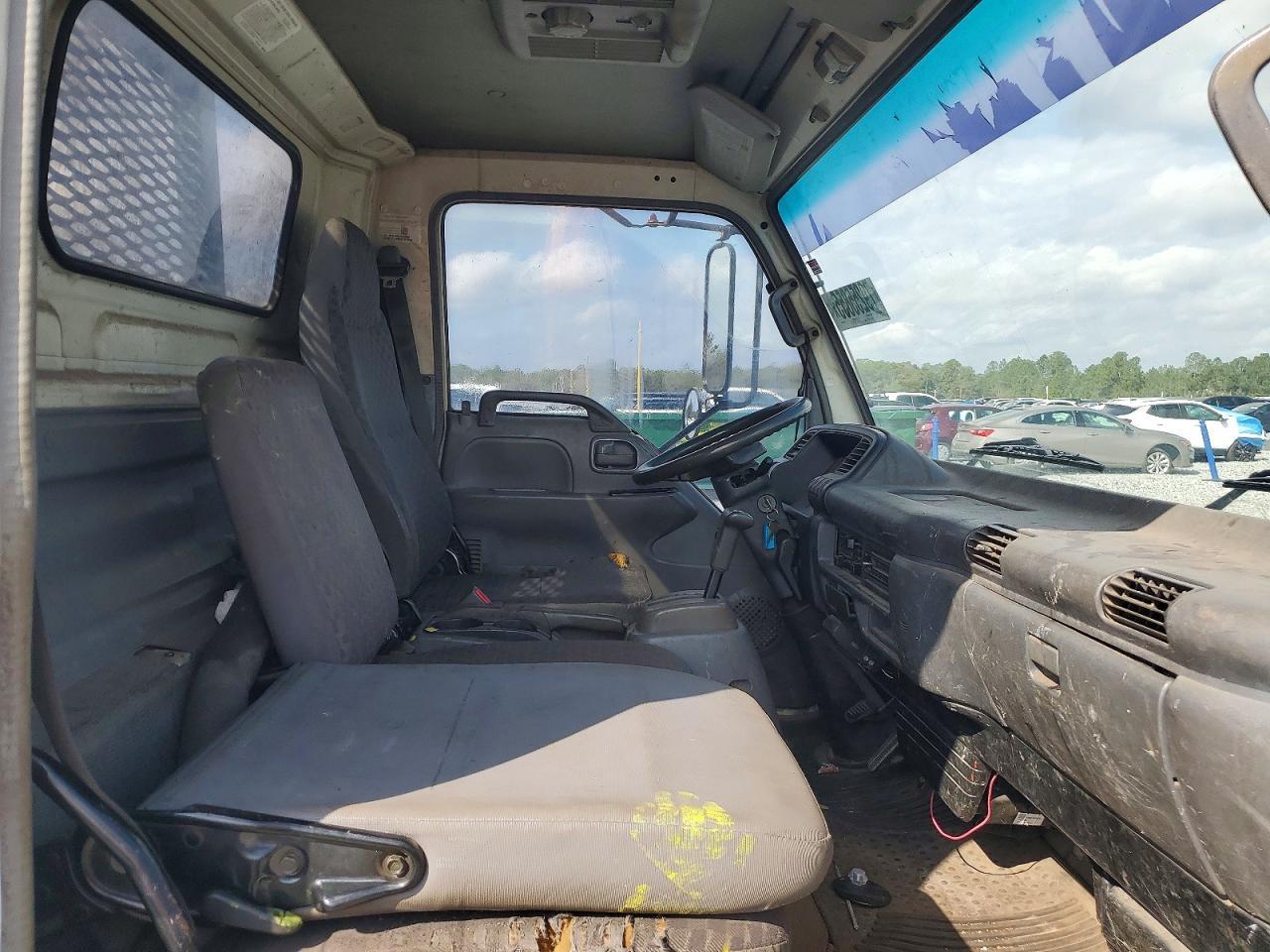 2006 Isuzu NPR Flatbed Truck
