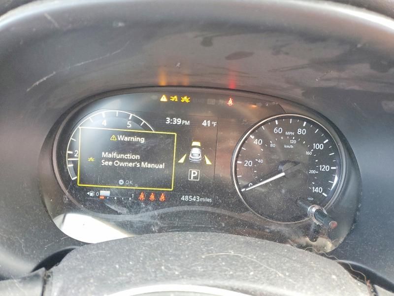 2021 Nissan Kicks sr