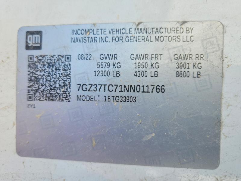 2022 GMC Savana box Truck