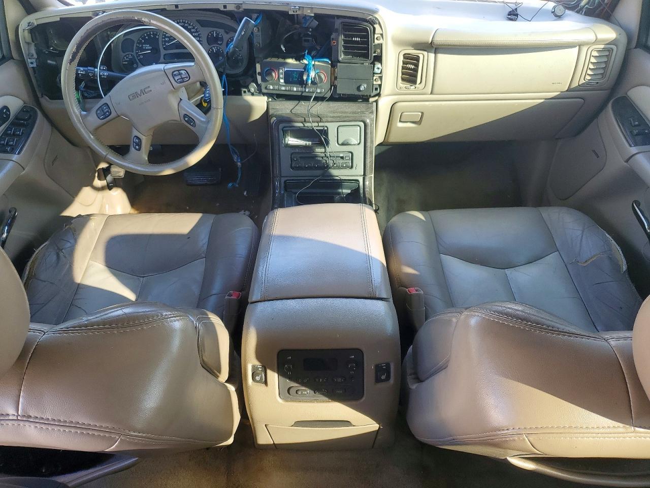 2004 GMC Yukon Denali