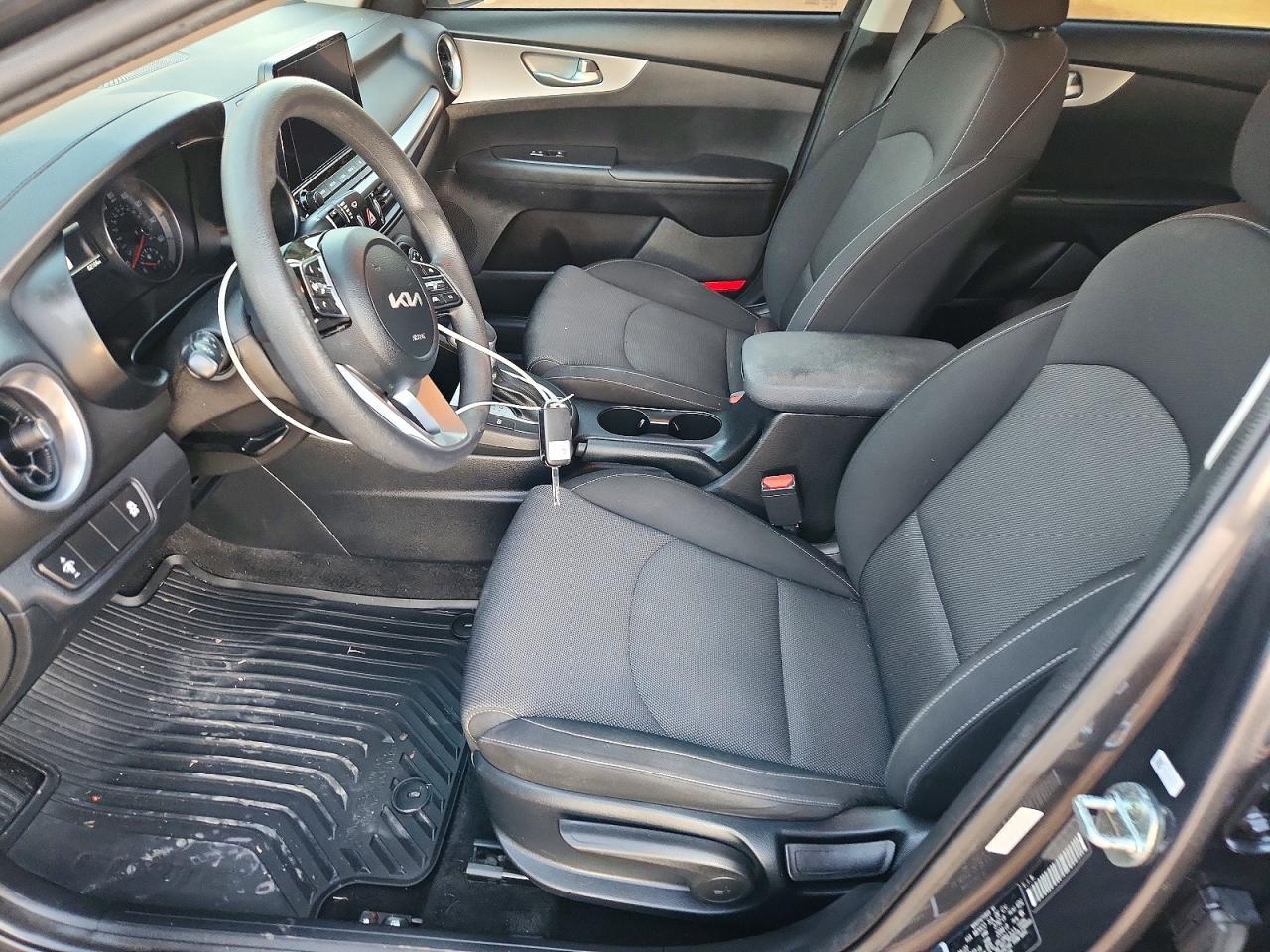 2022 KIA Forte fe
