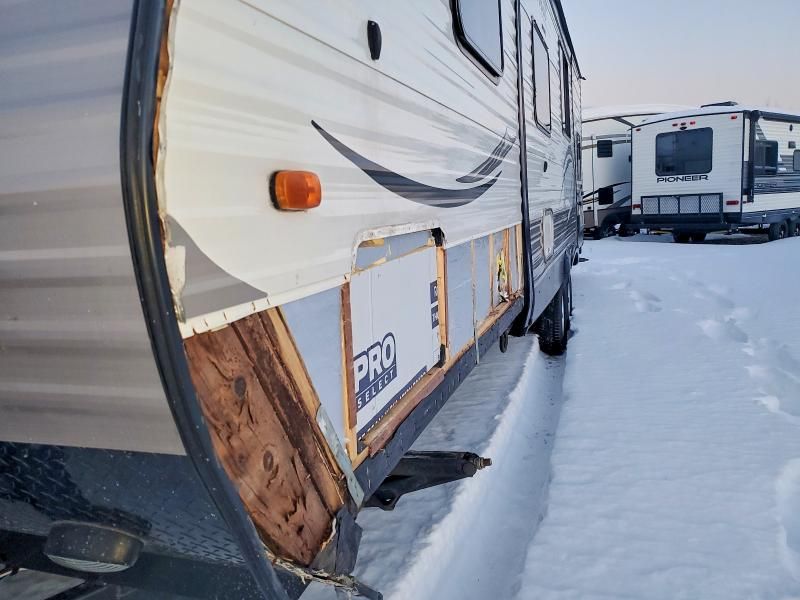 2015 Gulf Stream Conquest