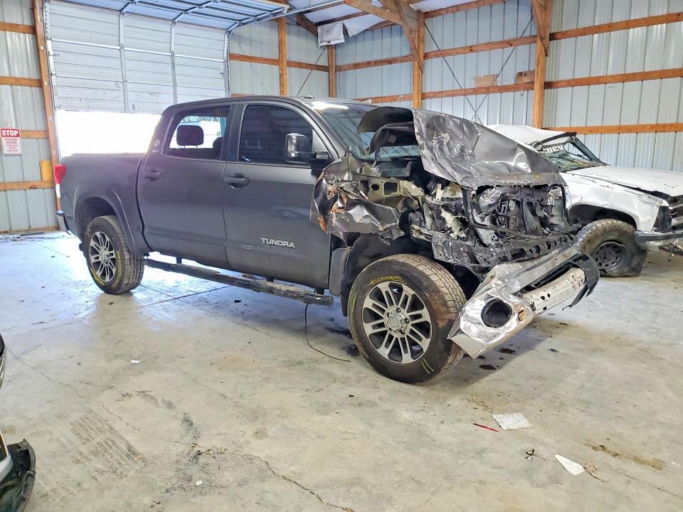 2013 Toyota Tundra Crewmax SR5