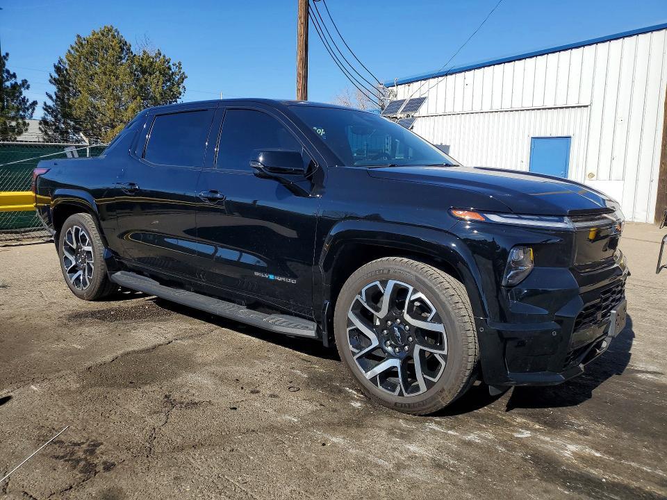 2024 Chevrolet Silverado rst