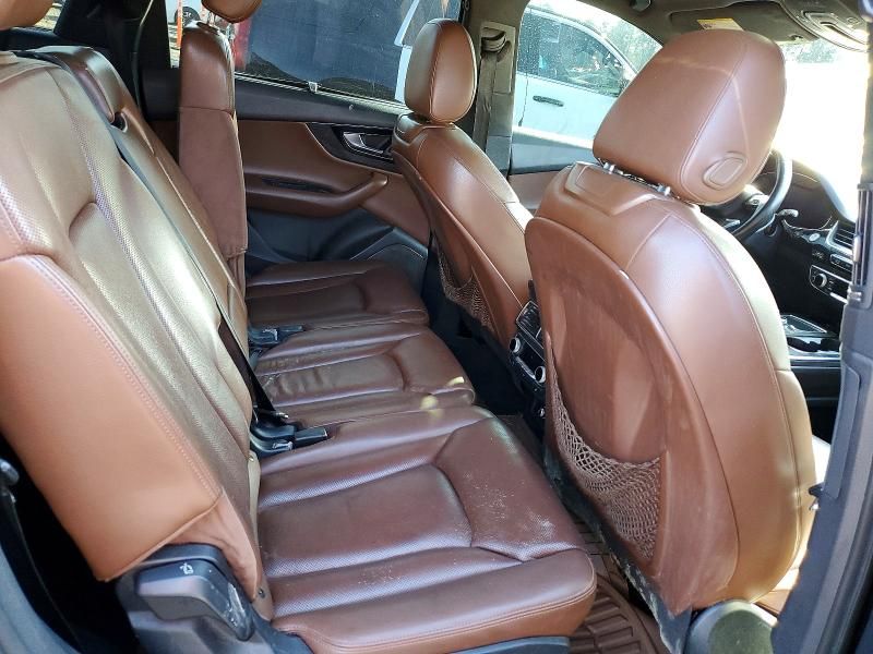 2018 Audi Q7 Prestige