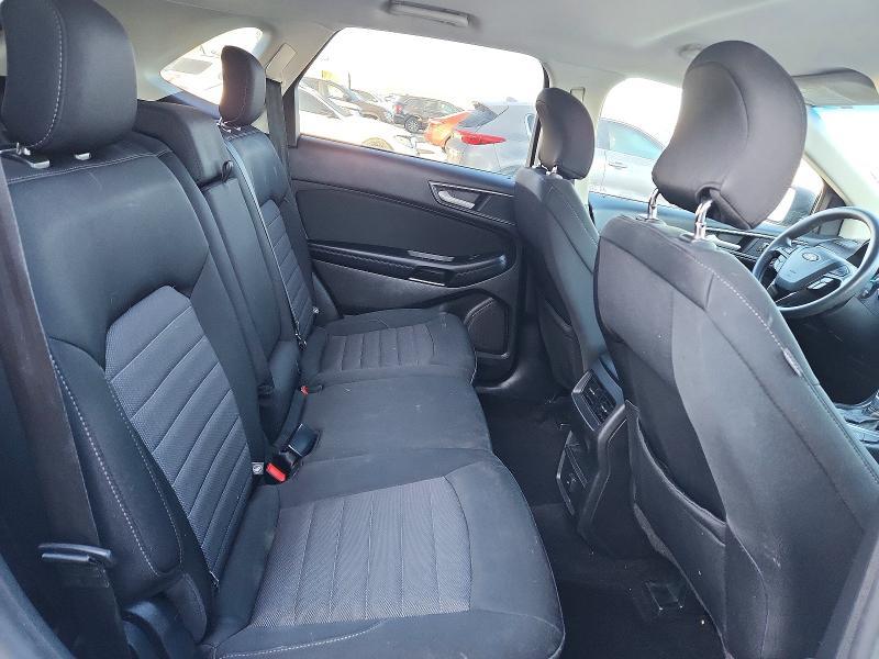 2017 Ford Edge se