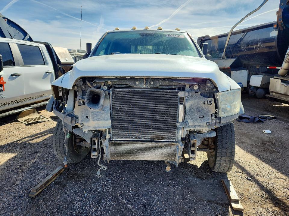 2013 Dodge RAM 5500 Flatbed Truck