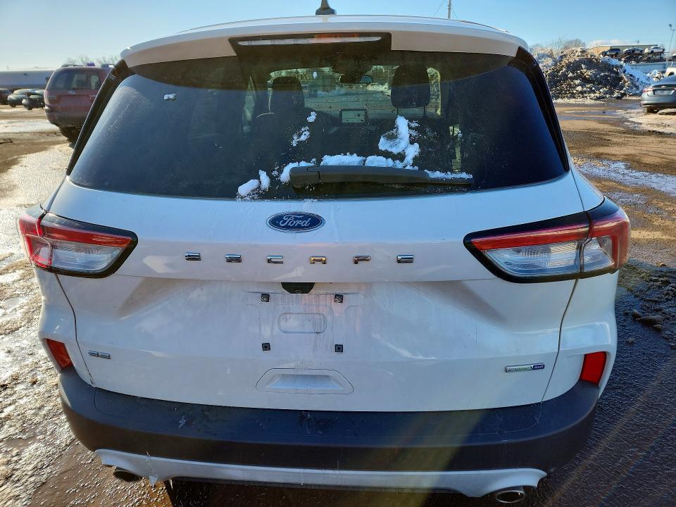 2020 Ford Escape se