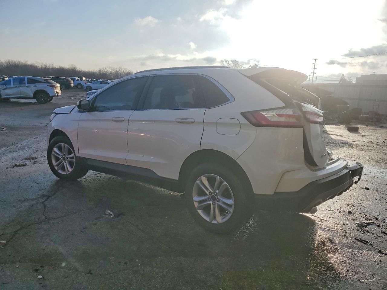2020 Ford Edge sel