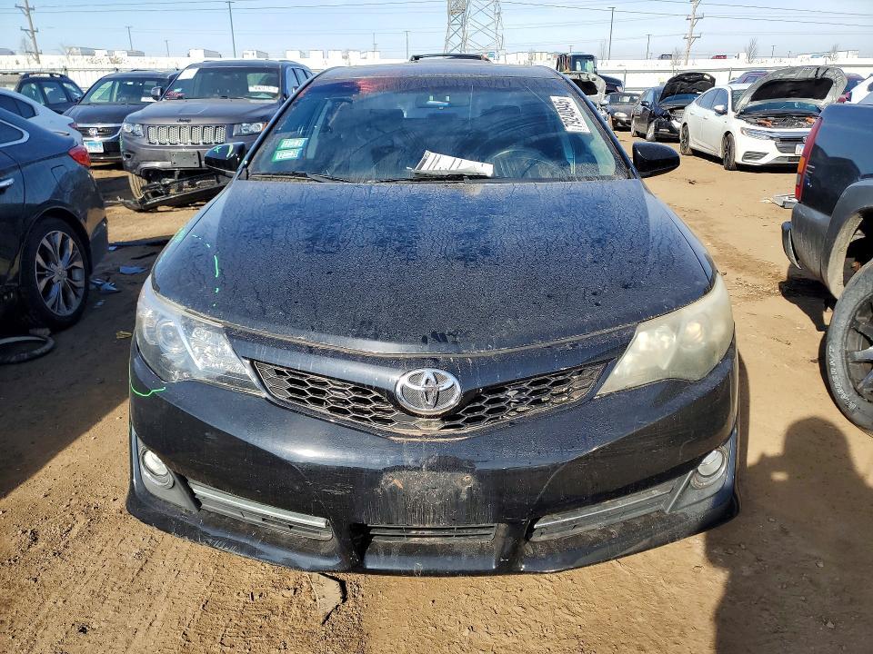 2012 Toyota Camry se