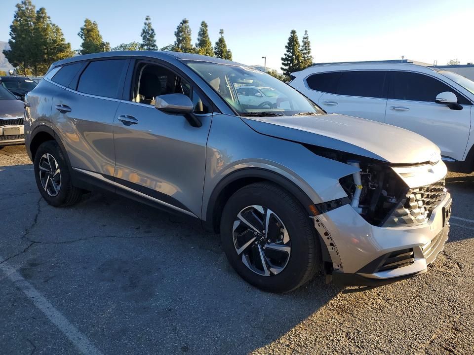 2025 KIA Sportage lx