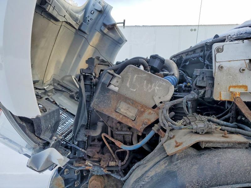 2016 Ford F750 Super Duty BOX Truck