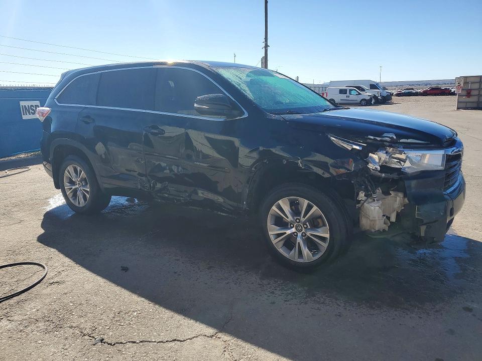 2016 Toyota Highlander le Plus