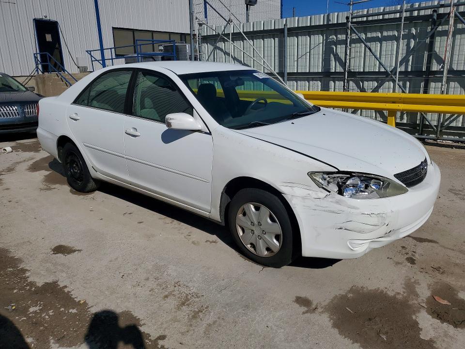 2002 Toyota Camry le