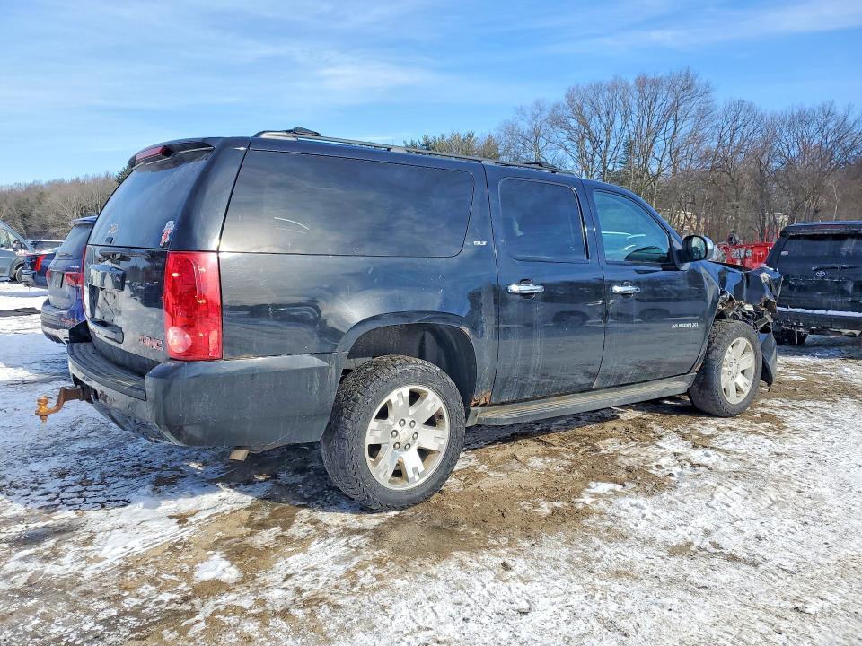 2011 GMC Yukon xl K1500 slt