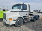 1999 Volvo VN Semi Truck