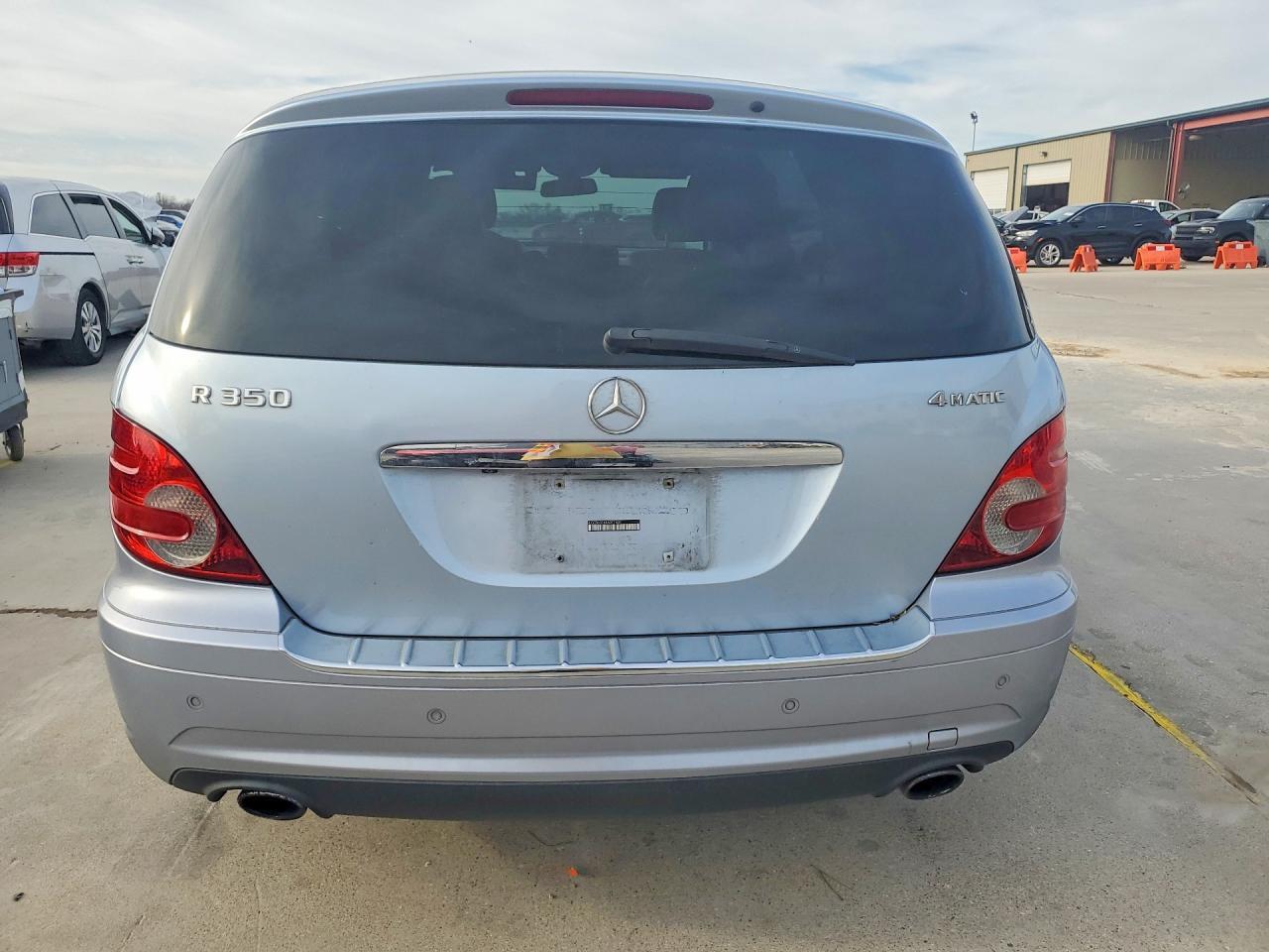 2008 Mercedes-Benz R 350